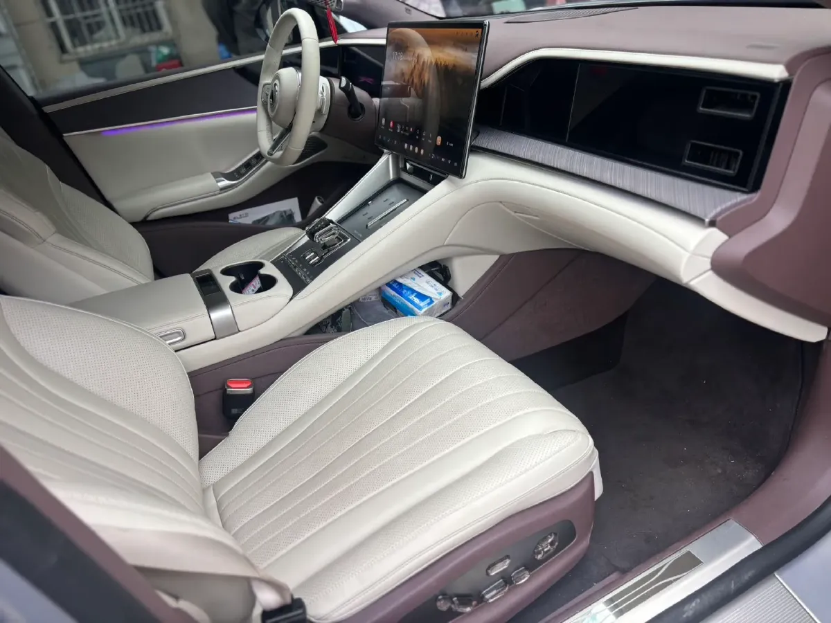 2024 Denza DenzaZ9GT 2.0T 207HP L4 E-CVT PHEV 38.5KWH,autocango,china used car exporter,china ev exporter,chinese used car exporter,chinese used ev exporter
