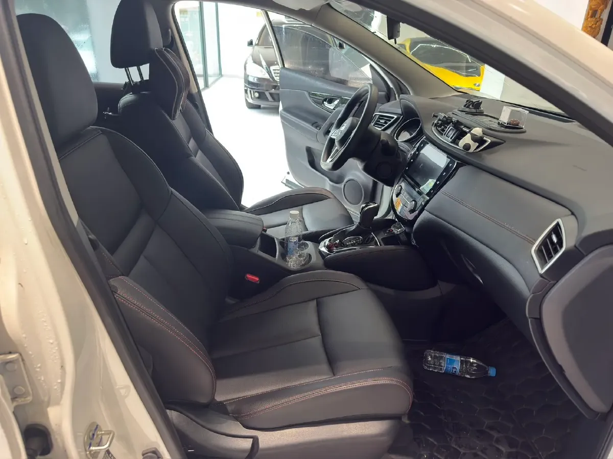 2021 Nissan Qashqai 2.0L 151HP L4 CVT,autocango,china used car exporter,china ev exporter,chinese used car exporter,chinese used ev exporter