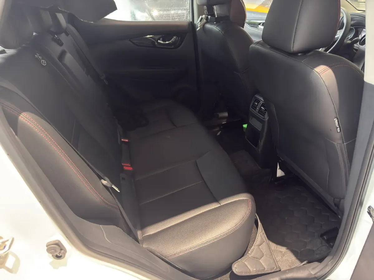 2021 Nissan Qashqai 2.0L 151HP L4 CVT,autocango,china used car exporter,china ev exporter,chinese used car exporter,chinese used ev exporter