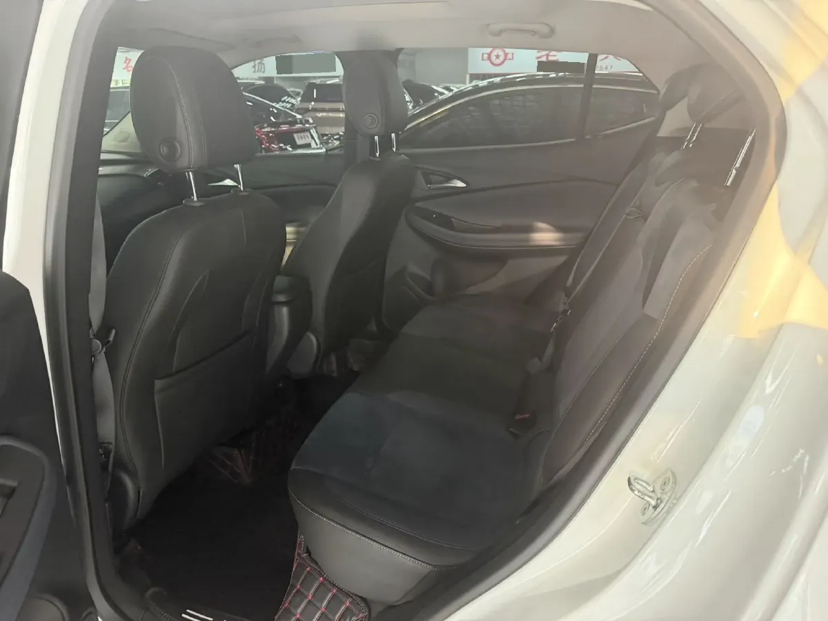 2020 Buick Encore GX 1.3T 165HP L3 CVT,autocango,china used car exporter,china ev exporter,chinese used car exporter,chinese used ev exporter