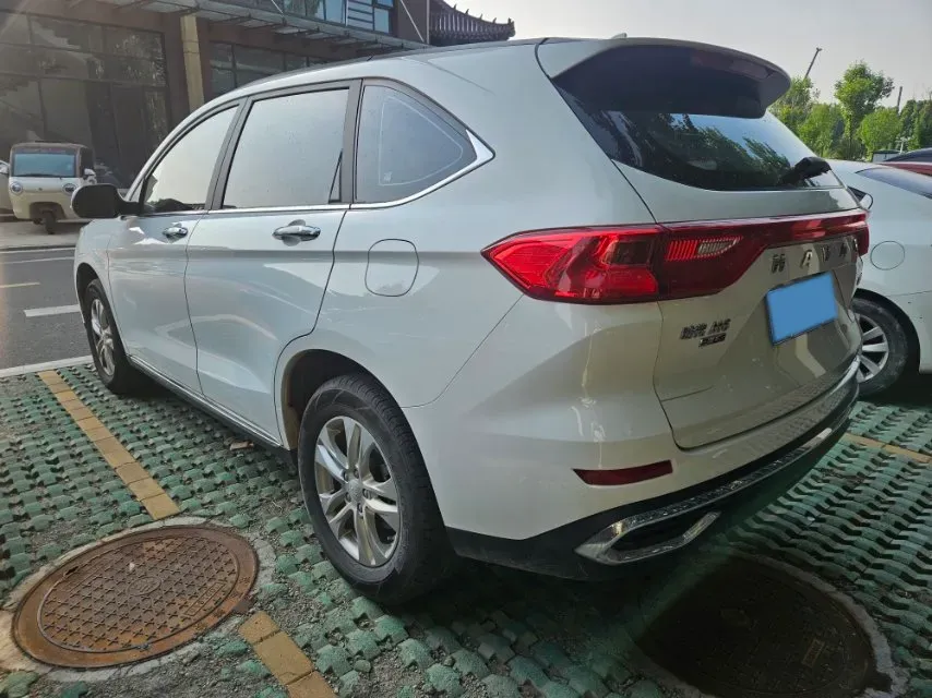 2023 Haval M6 1.5T 150HP L4 7DCT,autocango,china used car exporter,china ev exporter,chinese used car exporter,chinese used ev exporter