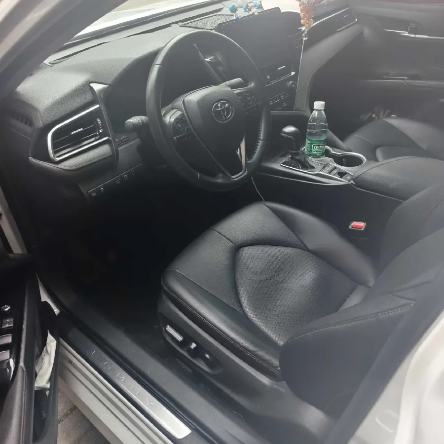 2021 Toyota Camry 2.5L 209HP L4 8AT,autocango,china used car exporter,china ev exporter,chinese used car exporter,chinese used ev exporter