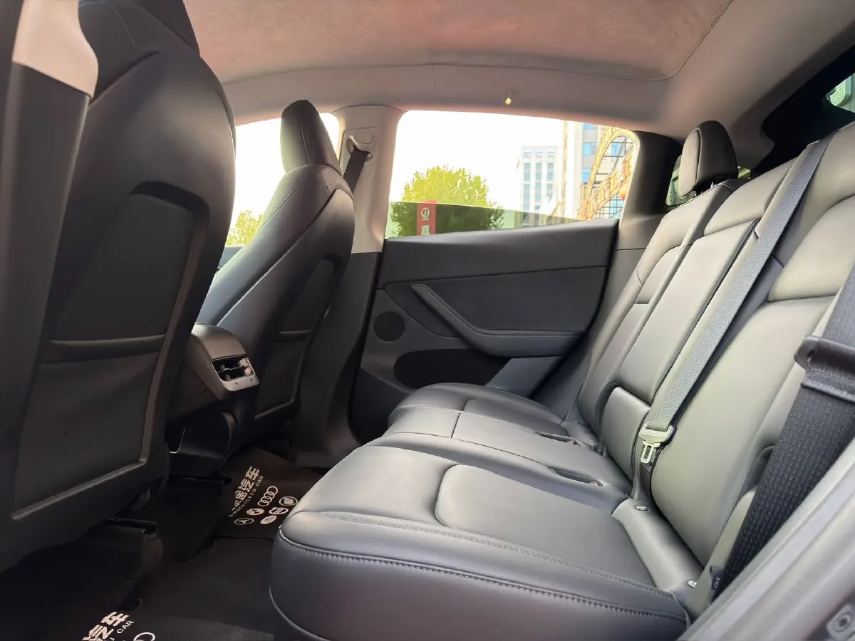 2024 Iveco OuSheng BEV 77.28KWH,autocango,china used car exporter,china ev exporter,chinese used car exporter,chinese used ev exporter