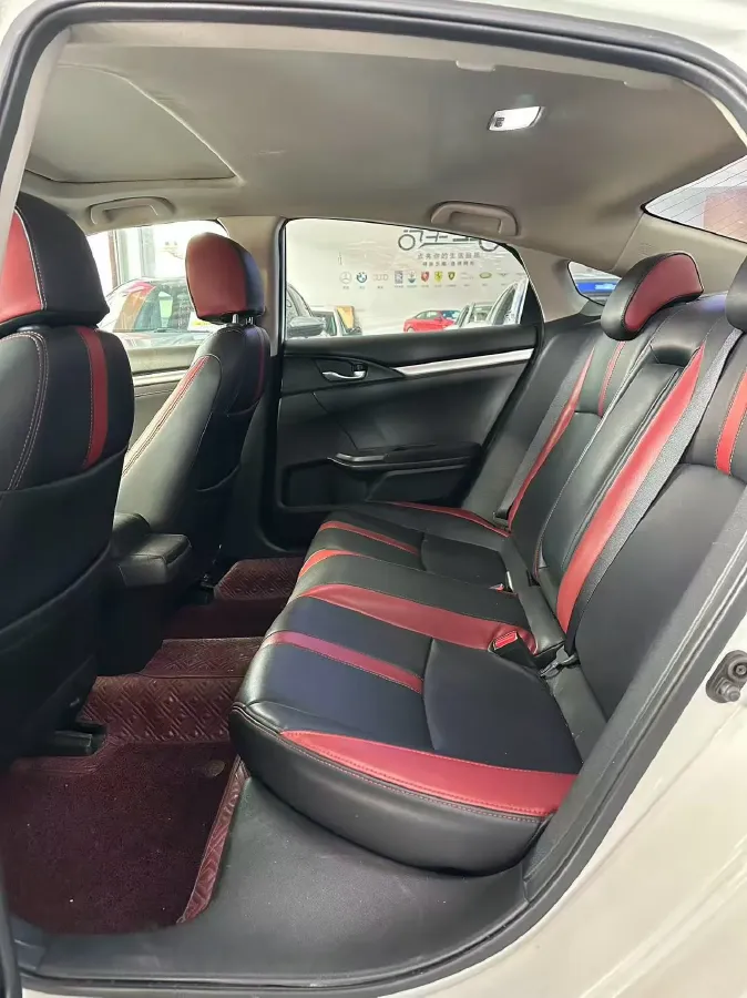 2019 Honda Civic 1.5T 177HP L4 6MT,autocango,china used car exporter,china ev exporter,chinese used car exporter,chinese used ev exporter