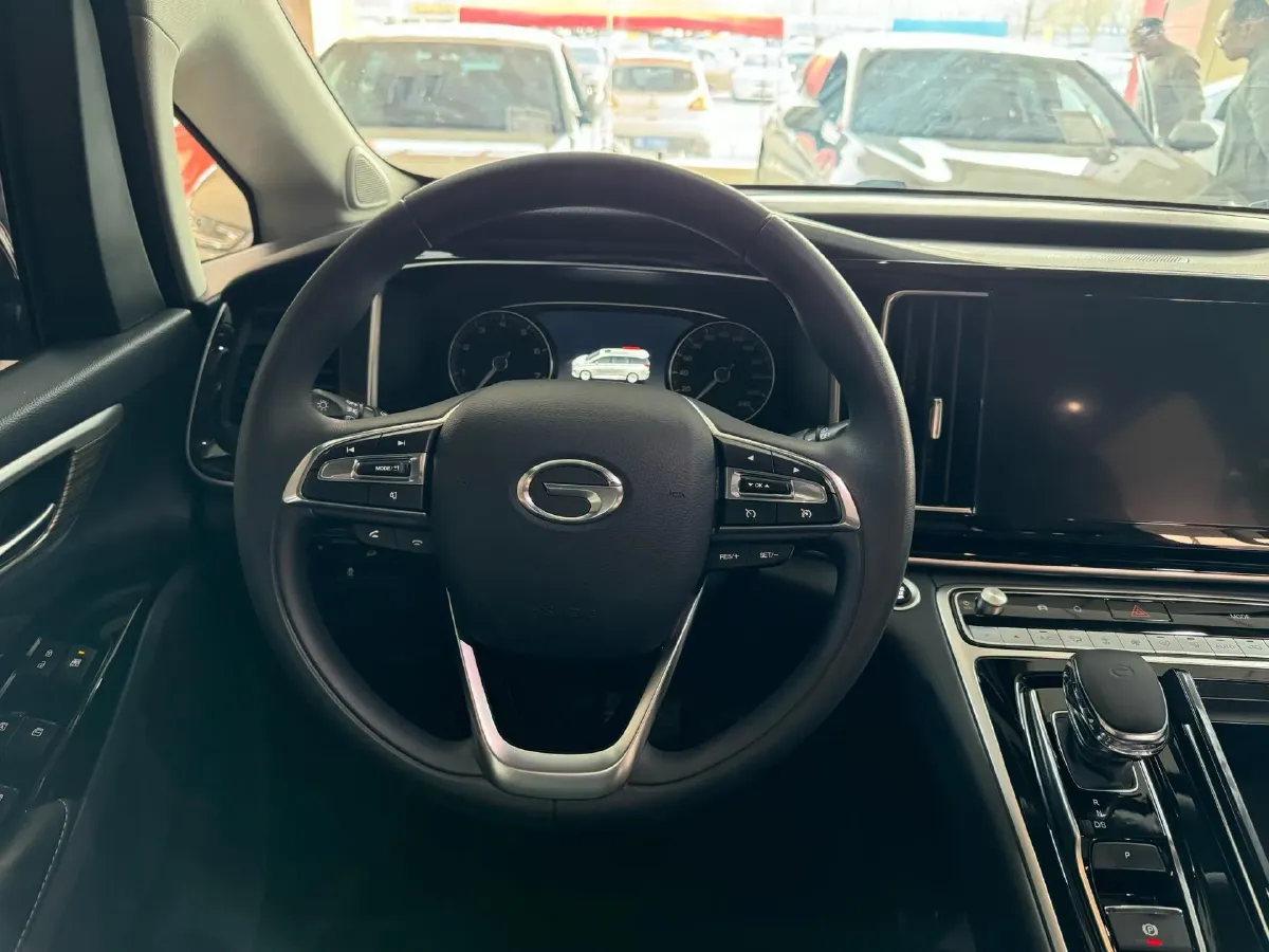 2021 GAC Trumpchi M8 2.0T 252HP L4 8AT,autocango,china used car exporter,china ev exporter,chinese used car exporter,chinese used ev exporter
