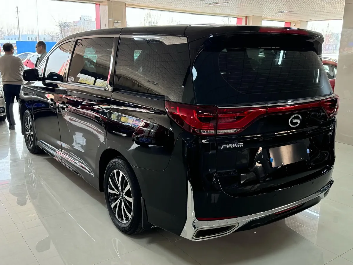 2021 GAC Trumpchi M8 2.0T 252HP L4 8AT,autocango,china used car exporter,china ev exporter,chinese used car exporter,chinese used ev exporter