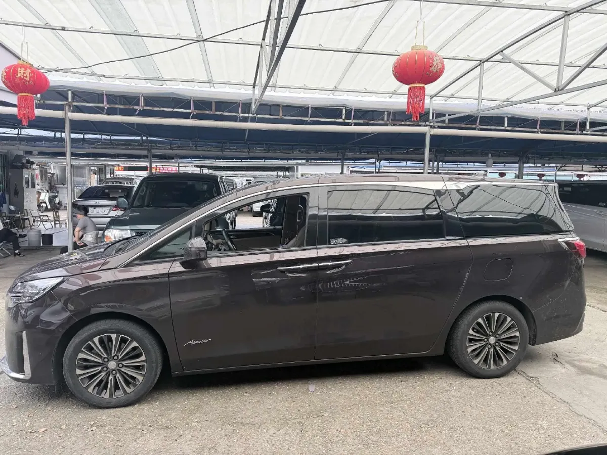 2020 Buick GL8 2.0T 237HP L4 9AT,autocango,china used car exporter,china ev exporter,chinese used car exporter,chinese used ev exporter