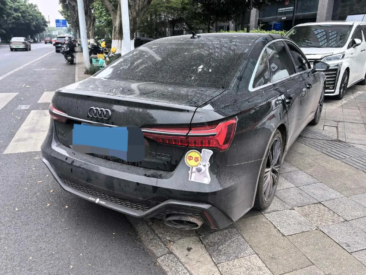 2022 Audi A6L 2.0T 224HP L4 7DCT,autocango,china used car exporter,china ev exporter,chinese used car exporter,chinese used ev exporter