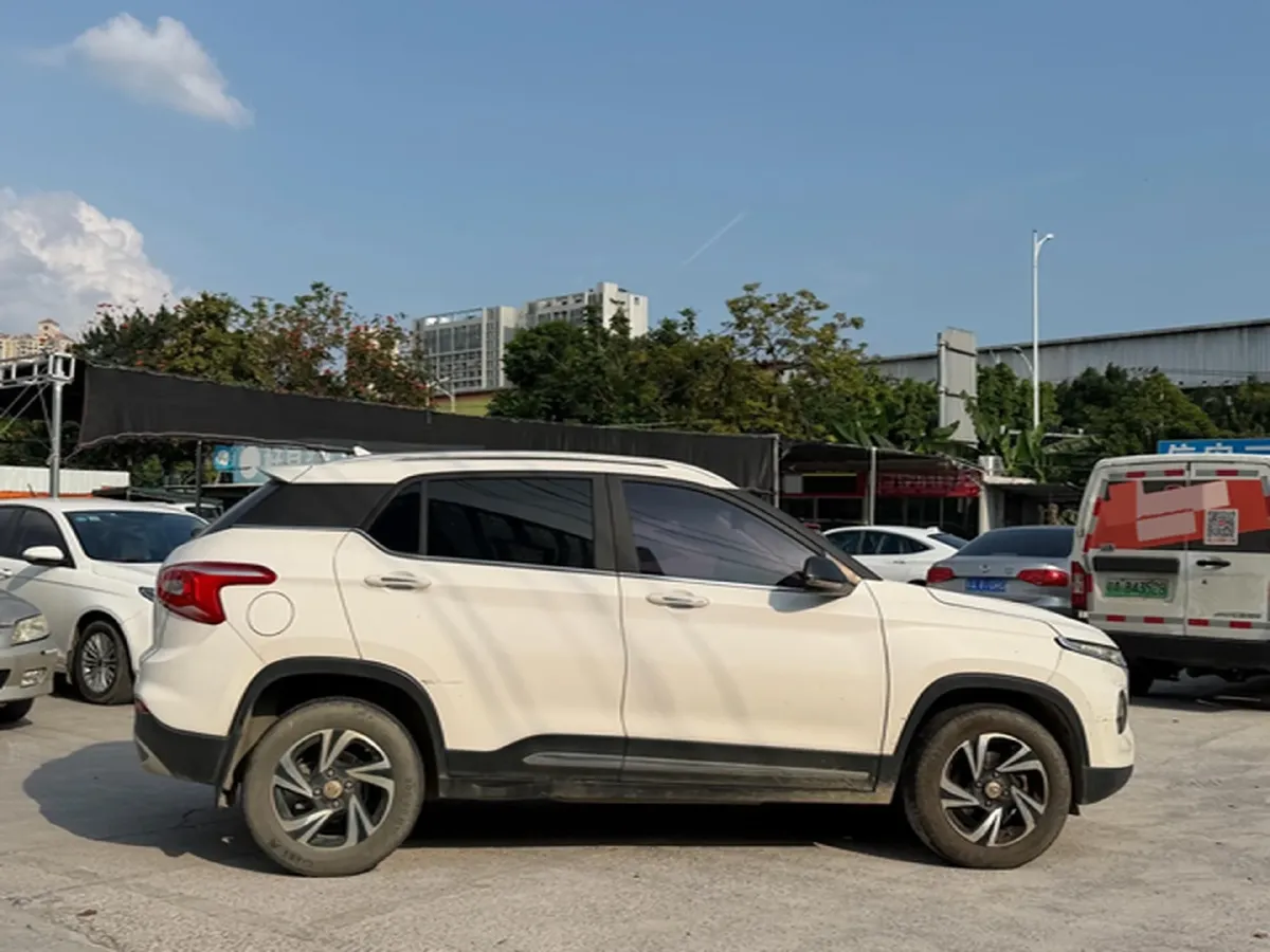 2017 BaoJun 510 1.5L 112HP L4 6MT,autocango,china used car exporter,china ev exporter,chinese used car exporter,chinese used ev exporter