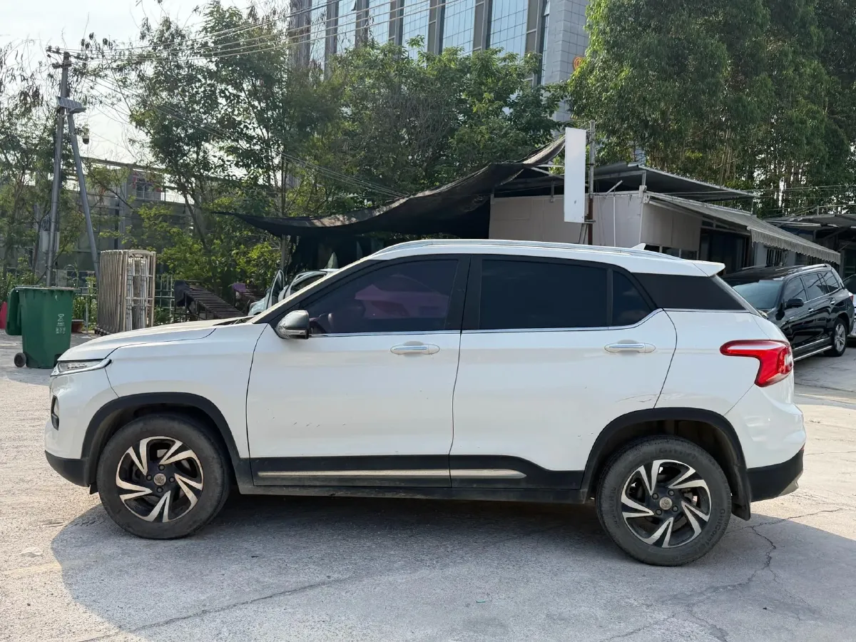 2017 BaoJun 510 1.5L 112HP L4 6MT,autocango,china used car exporter,china ev exporter,chinese used car exporter,chinese used ev exporter
