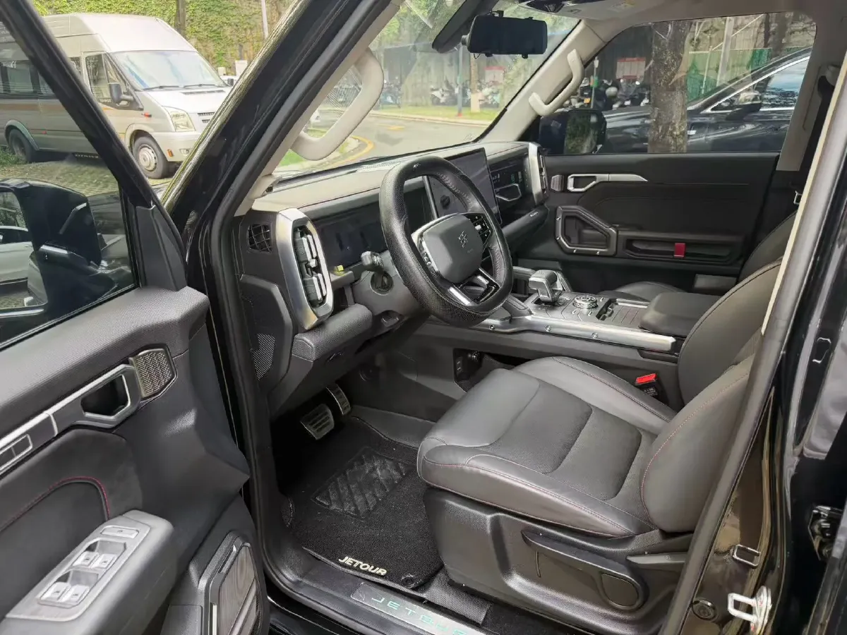 2023 Jetour Traveller 2.0T 254HP L4 7DCT,autocango,china used car exporter,china ev exporter,chinese used car exporter,chinese used ev exporter