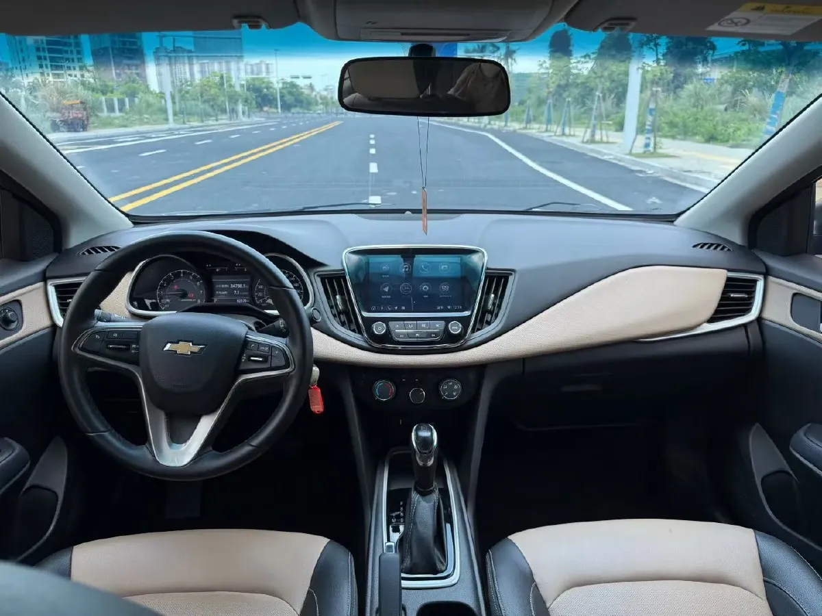 2020 Chevrolet Monza 1.5L 113HP L4 6AT,autocango,china used car exporter,china ev exporter,chinese used car exporter,chinese used ev exporter