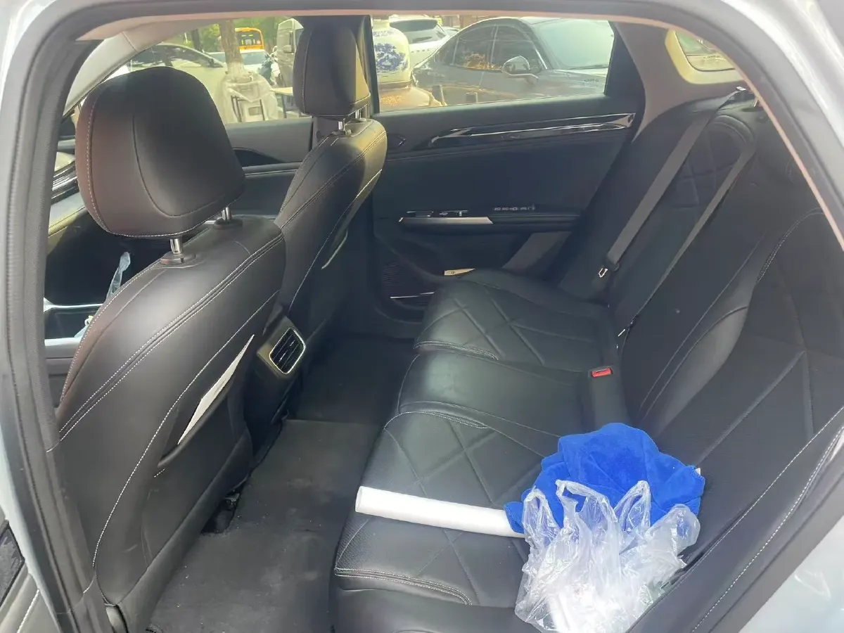 2024 Geely Galaxy L6 1.5T 163HP L4 3DHT PHEV,autocango,china used car exporter,china ev exporter,chinese used car exporter,chinese used ev exporter