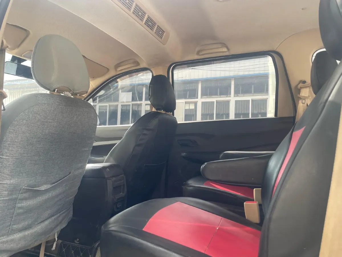2019 WuLing HongGuang 1.5L 99HP L4 6MT,autocango,china used car exporter,china ev exporter,chinese used car exporter,chinese used ev exporter