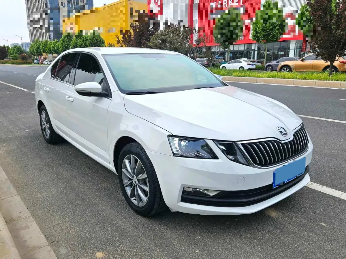 2020 Skoda Octavia 1.5L 113HP L4 6AT,autocango,china used car exporter,china ev exporter,chinese used car exporter,chinese used ev exporter