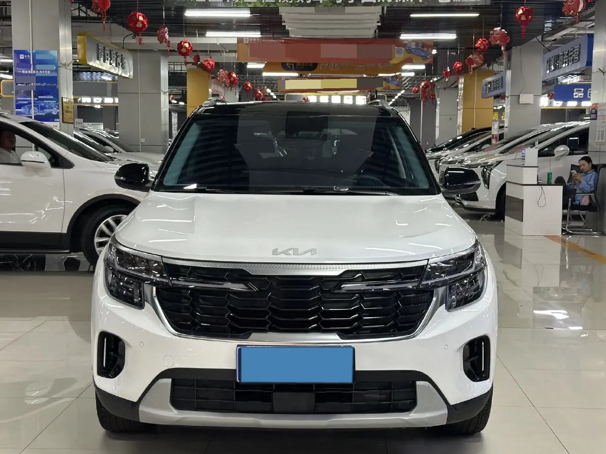 2023 Kia Seltos 1.5L 115HP L4 CVT,autocango,china used car exporter,china ev exporter,chinese used car exporter,chinese used ev exporter