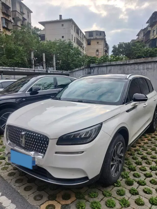 2021 Lincoln Corsair 2.0T 245HP L4 8AT,autocango,china used car exporter,china ev exporter,chinese used car exporter,chinese used ev exporter