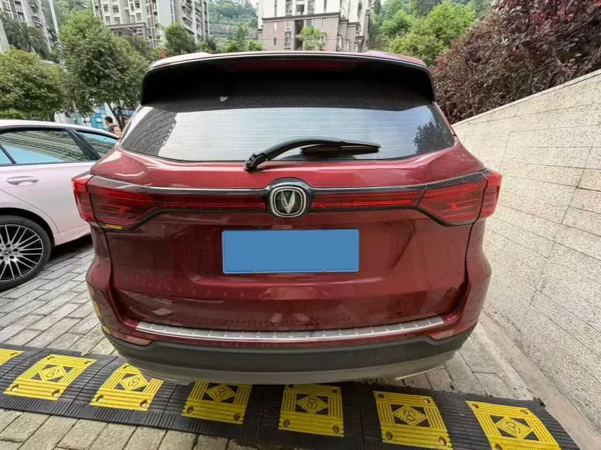 2021 ChangAn CS75 1.5T 178HP L4 7DCT,autocango,china used car exporter,china ev exporter,chinese used car exporter,chinese used ev exporter