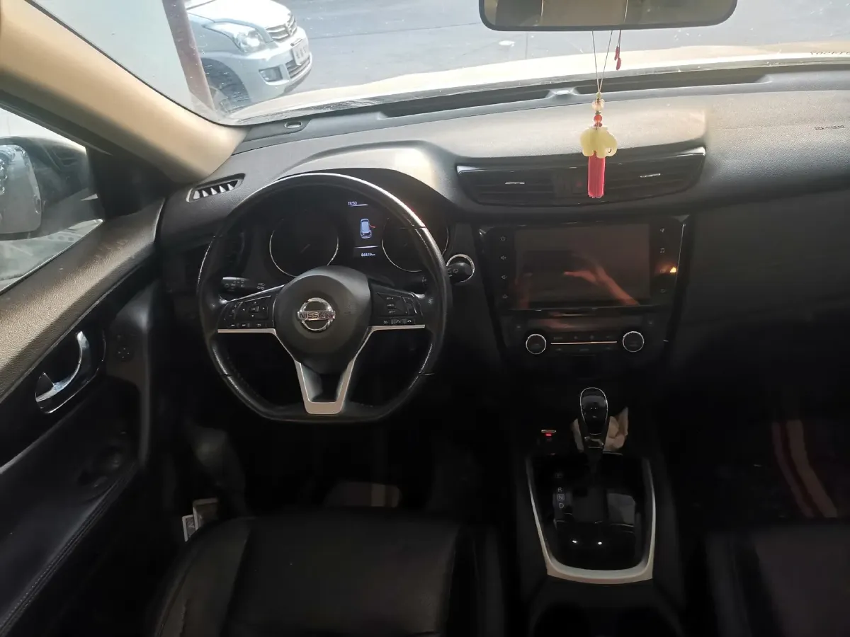 2021 Nissan X-Trail 2.0L 151HP L4 CVT,autocango,china used car exporter,china ev exporter,chinese used car exporter,chinese used ev exporter