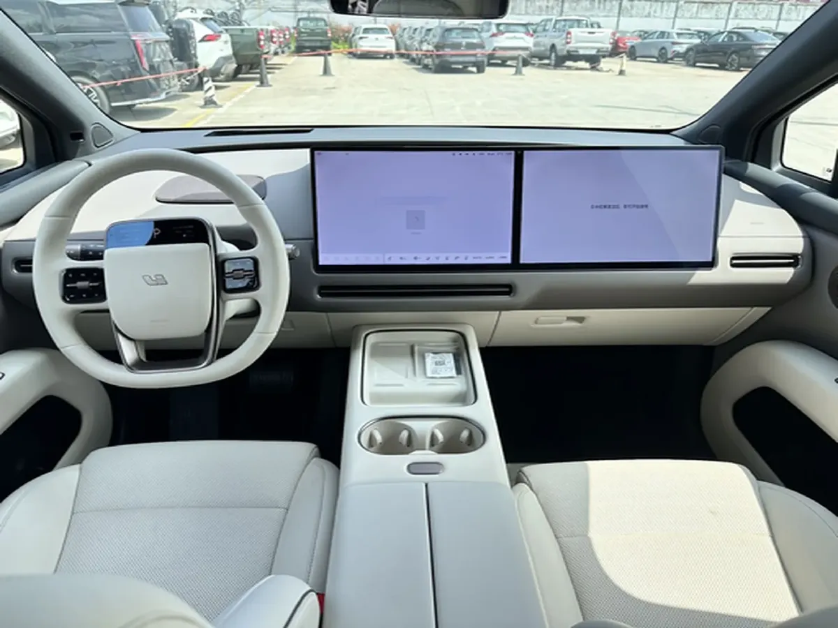 2025 Li i6 BEV,autocango,china used car exporter,china ev exporter,chinese used car exporter,chinese used ev exporter