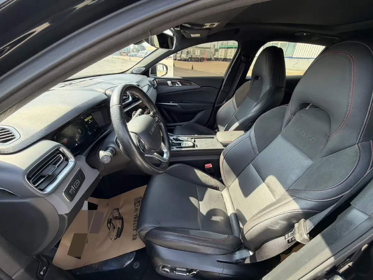 2019 LYNK&CO 01 2.0T 190HP L4 6AT,autocango,china used car exporter,china ev exporter,chinese used car exporter,chinese used ev exporter