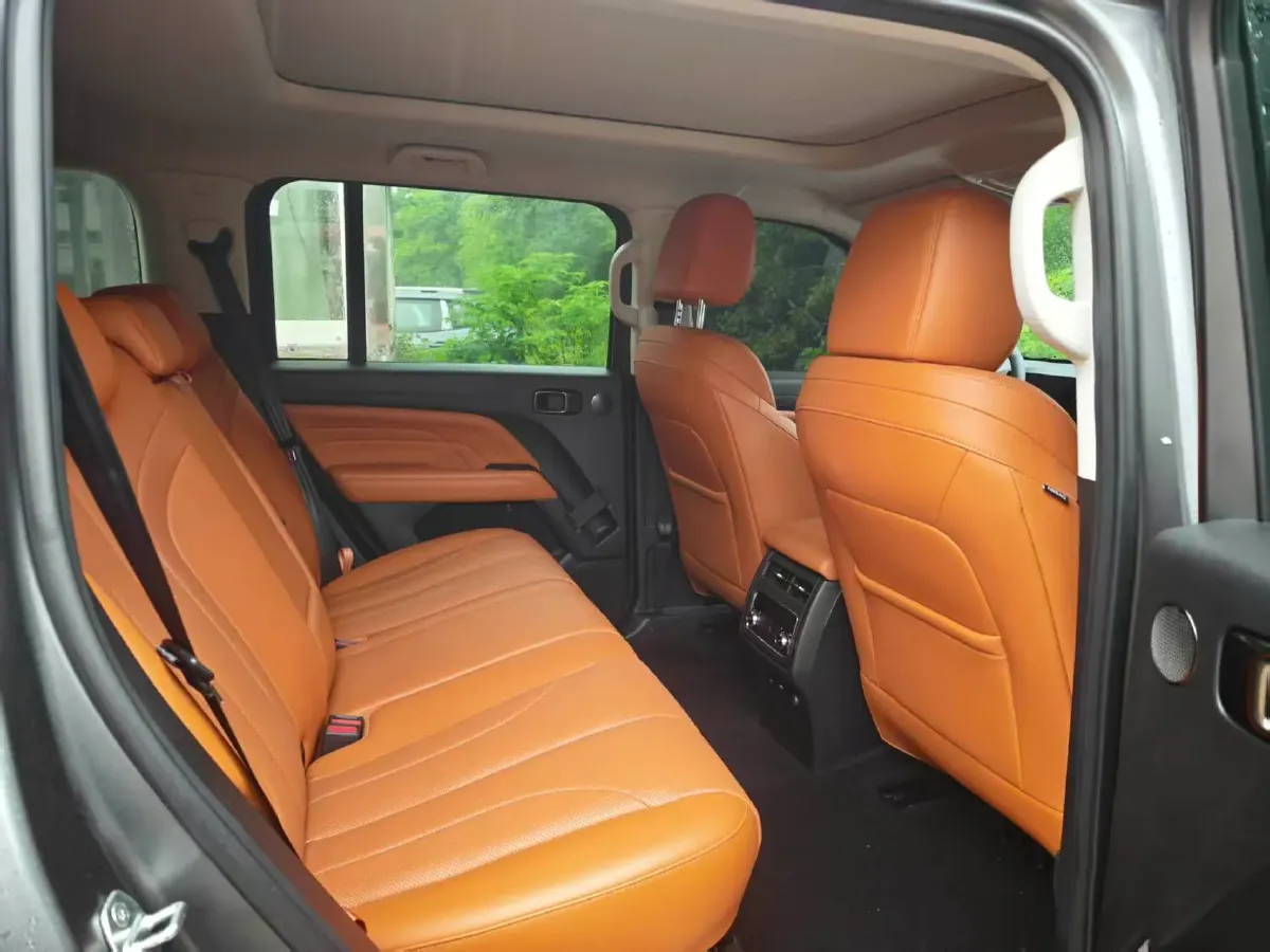 2024 Haval H9 2.0T 224HP L4 8AT,autocango,china used car exporter,china ev exporter,chinese used car exporter,chinese used ev exporter