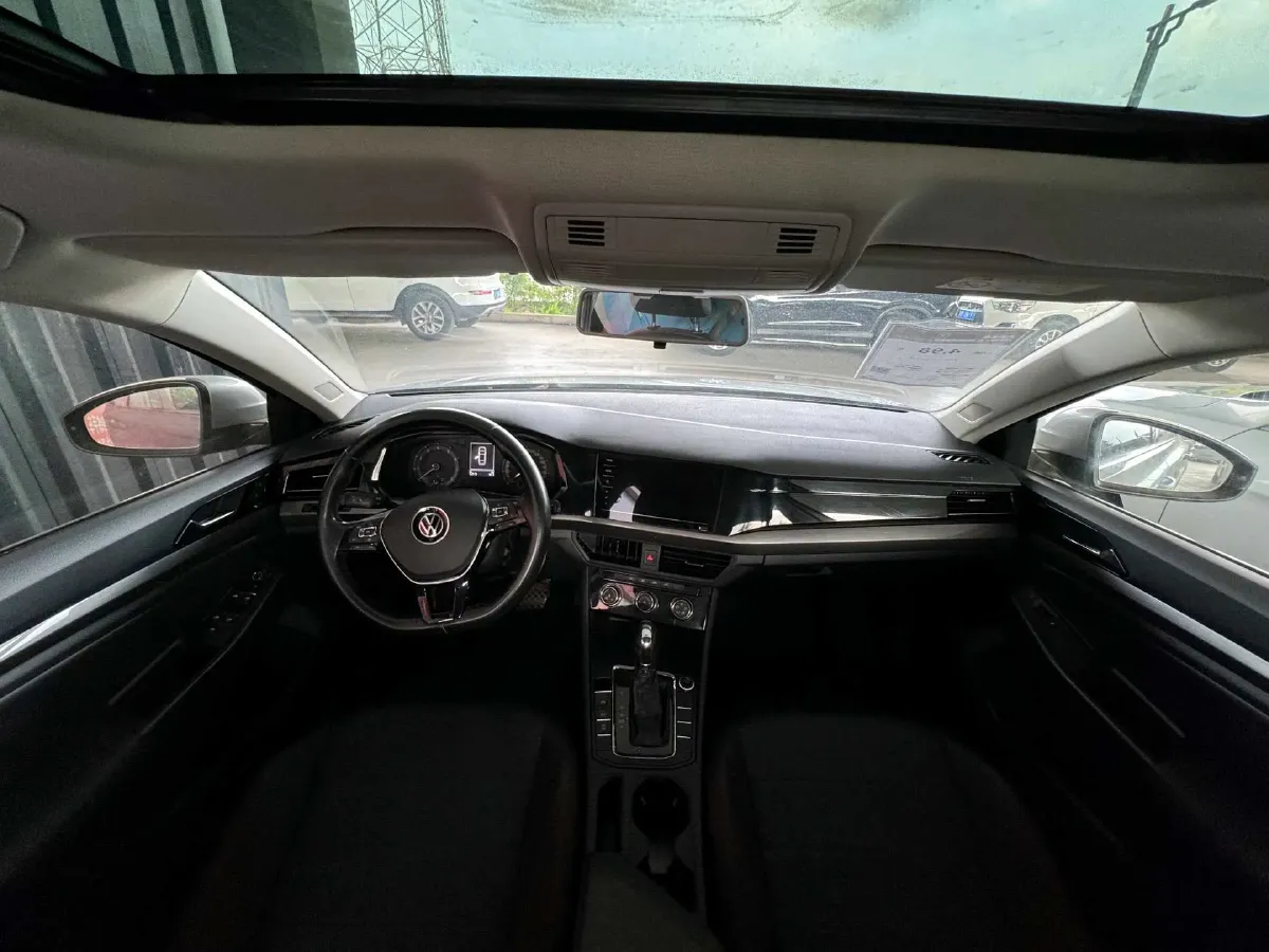 2021 Volkswagen Bora 1.5L 113HP L4 6AT,autocango,china used car exporter,china ev exporter,chinese used car exporter,chinese used ev exporter