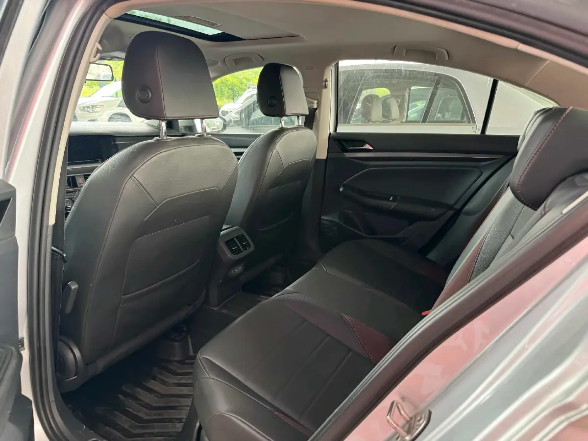 2021 Volkswagen Bora 1.5L 113HP L4 6AT,autocango,china used car exporter,china ev exporter,chinese used car exporter,chinese used ev exporter