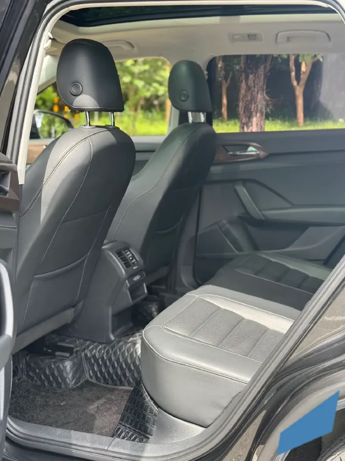 2020 Volkswagen Tharu 1.4T 150HP L4 7DCT,autocango,china used car exporter,china ev exporter,chinese used car exporter,chinese used ev exporter