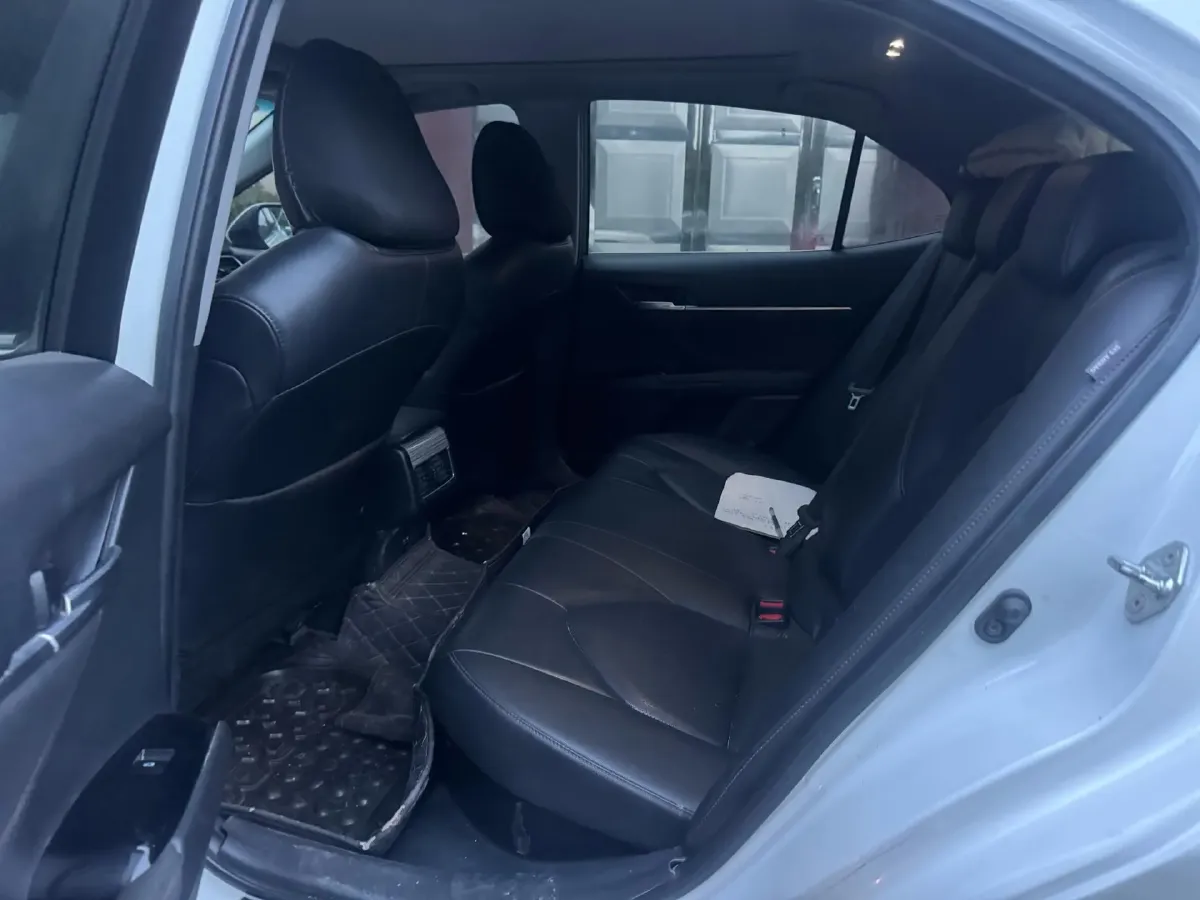 2019 Toyota Camry 2.5L 178HP L4 E-CVT Hybrid,autocango,china used car exporter,china ev exporter,chinese used car exporter,chinese used ev exporter