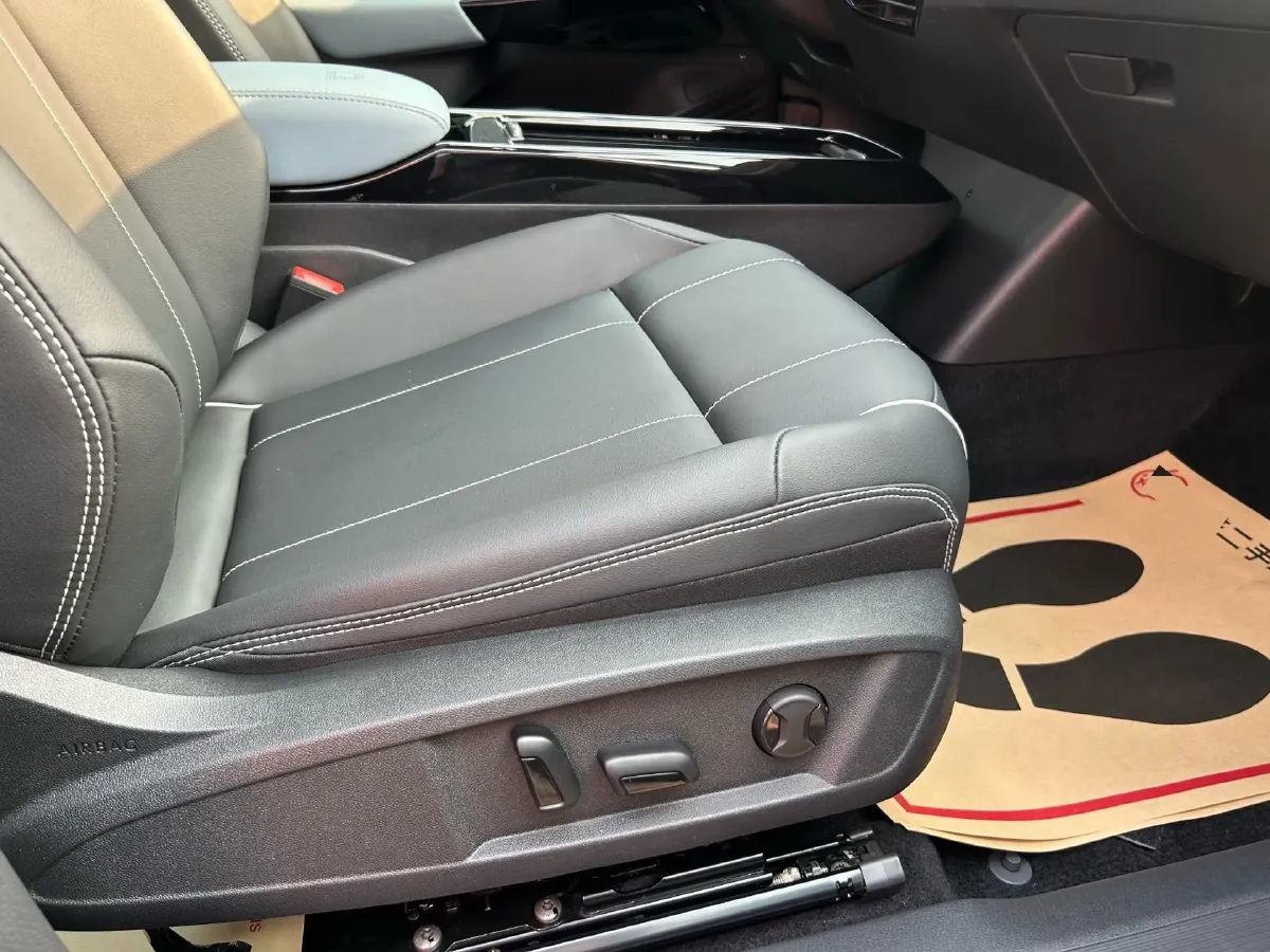 2022 Volkswagen ID.4 X BEV 83.4KWH,autocango,china used car exporter,china ev exporter,chinese used car exporter,chinese used ev exporter