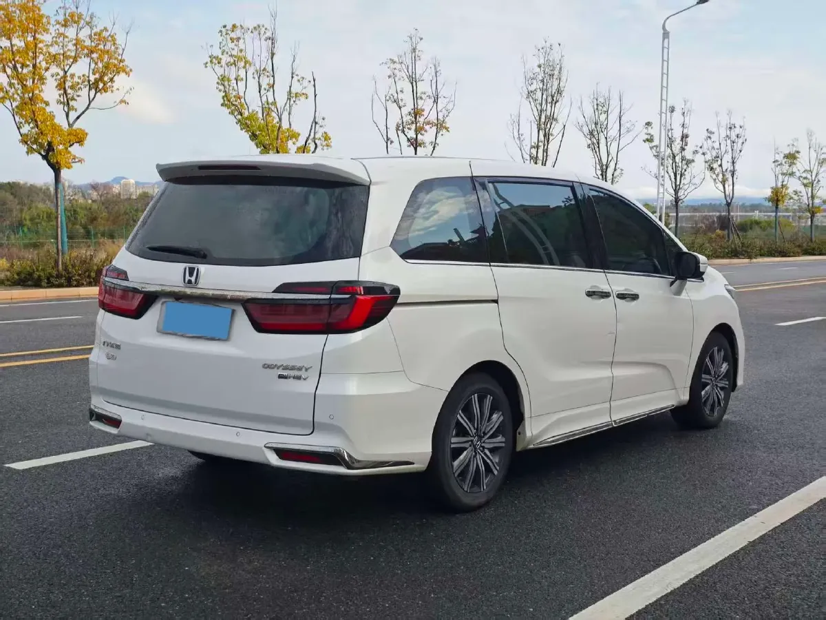 2024 Honda Odyssey 2.0L 146HP L4 E-CVT Hybrid,autocango,china used car exporter,china ev exporter,chinese used car exporter,chinese used ev exporter