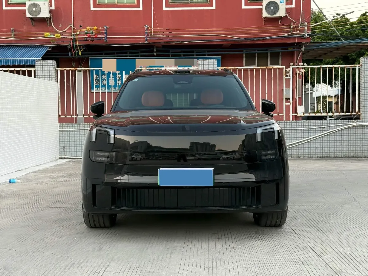 2025 LYNK&CO 900 1.5T 190HP L4 3DHT PHEV 43.3KWH,autocango,china used car exporter,china ev exporter,chinese used car exporter,chinese used ev exporter