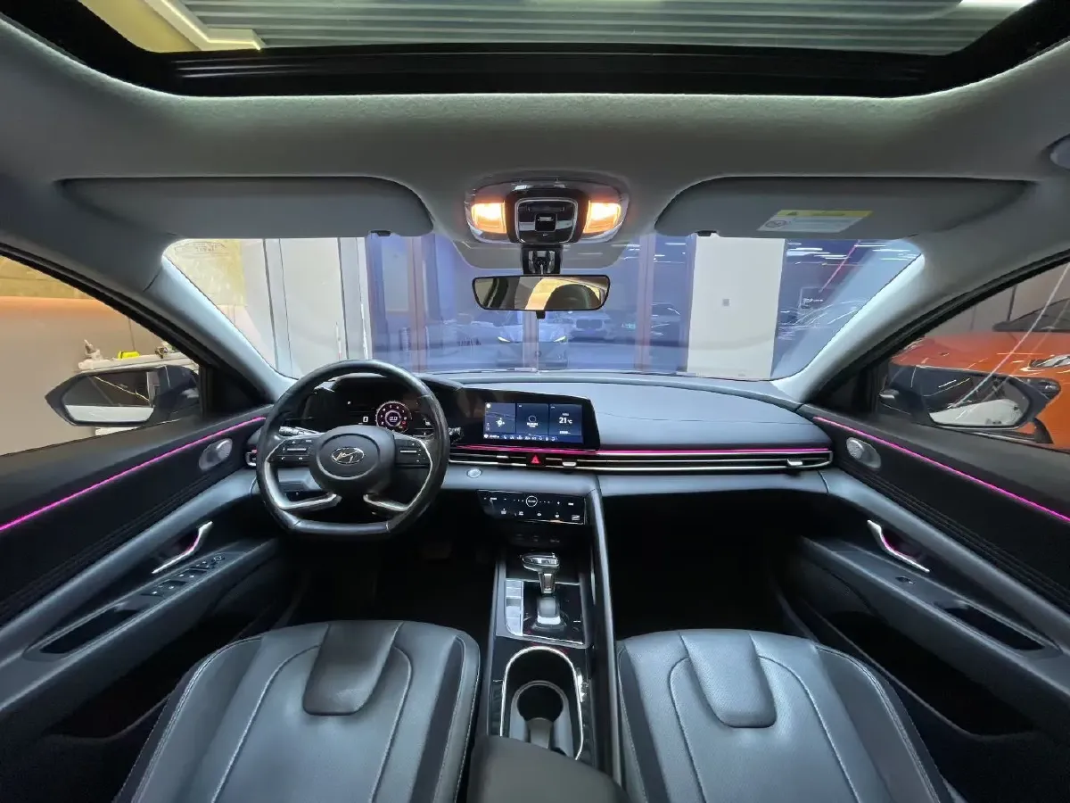 2021 Hyundai Elantra 1.5L 115HP L4 CVT,autocango,china used car exporter,china ev exporter,chinese used car exporter,chinese used ev exporter