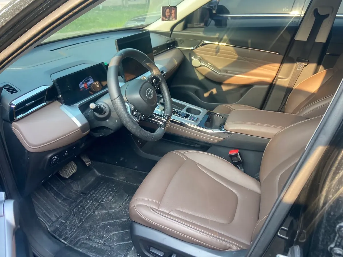 2024 GAC Trumpchi GS4 1.5T 177HP L4 7DCT,autocango,china used car exporter,china ev exporter,chinese used car exporter,chinese used ev exporter