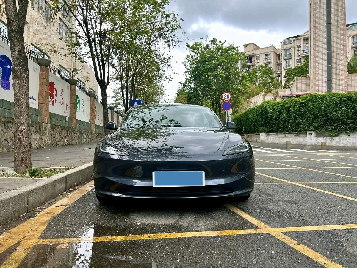 2023 Buick EnvisionPlus 2.0T 237HP L4 9AT,autocango,china used car exporter,china ev exporter,chinese used car exporter,chinese used ev exporter