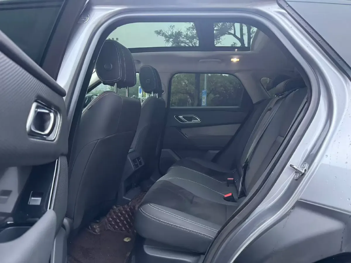 2020 Land Rover Range Rover Velar 2.0T 250HP L4 8AT,autocango,china used car exporter,china ev exporter,chinese used car exporter,chinese used ev exporter