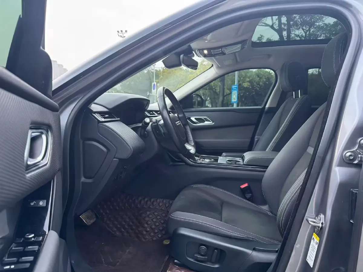2020 Land Rover Range Rover Velar 2.0T 250HP L4 8AT,autocango,china used car exporter,china ev exporter,chinese used car exporter,chinese used ev exporter