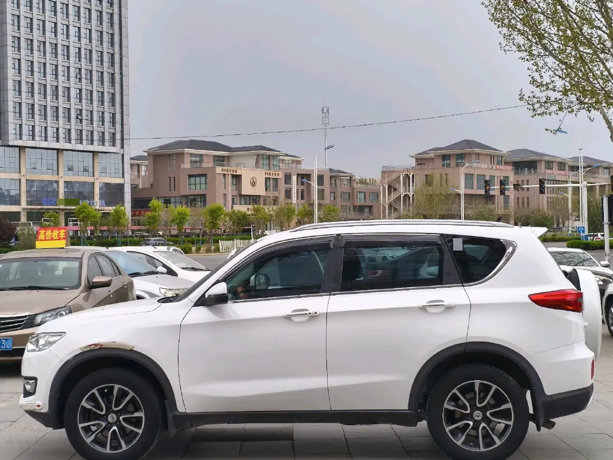 2019 KaiYi X3 1.5L 116HP L4 5MT,autocango,china used car exporter,china ev exporter,chinese used car exporter,chinese used ev exporter