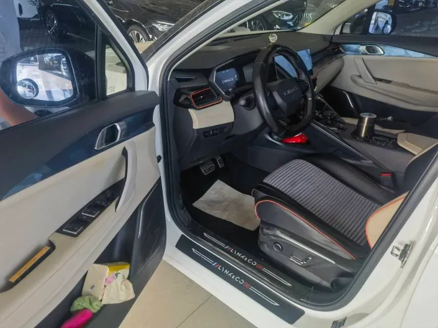 2020 LYNK&CO 06 1.5T 177HP L3 7DCT,autocango,china used car exporter,china ev exporter,chinese used car exporter,chinese used ev exporter