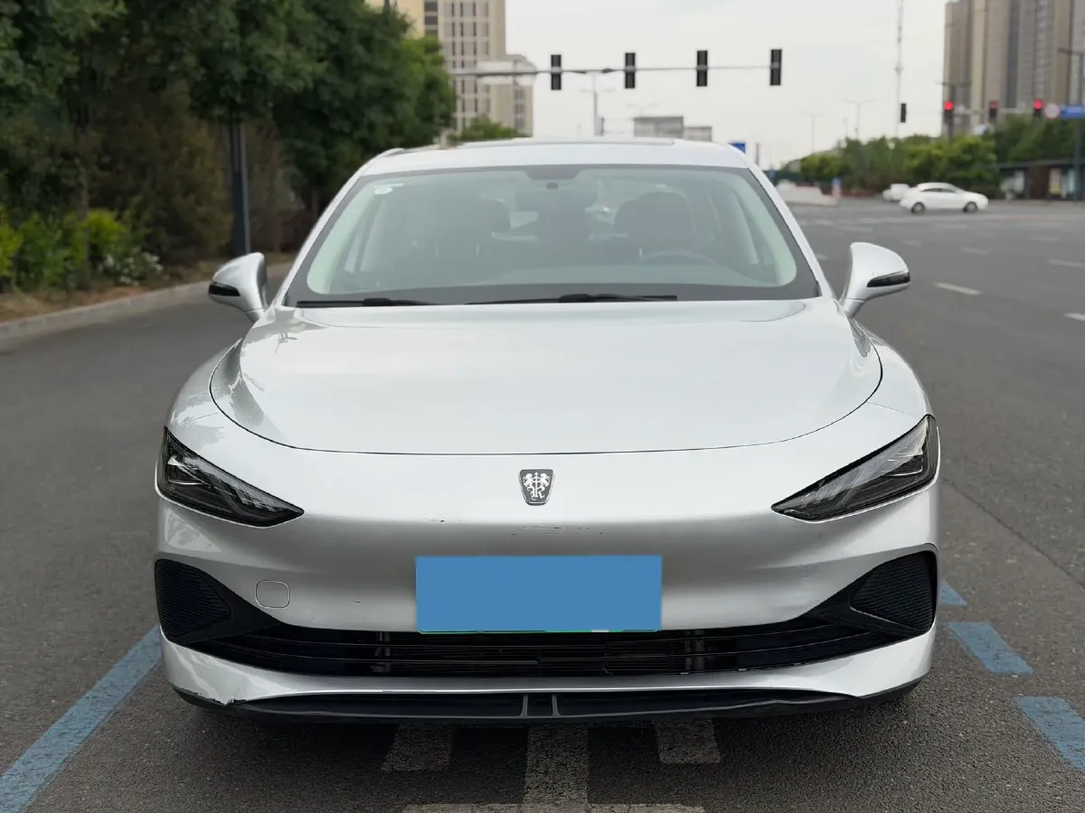 2025 Roewe D7 1.5L 112HP L4 1DHT PHEV 19.7KWH,autocango,china used car exporter,china ev exporter,chinese used car exporter,chinese used ev exporter