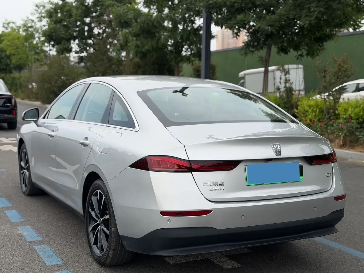 2025 Roewe D7 1.5L 112HP L4 1DHT PHEV 19.7KWH,autocango,china used car exporter,china ev exporter,chinese used car exporter,chinese used ev exporter
