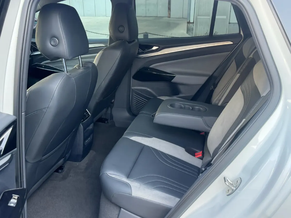 2021 Volkswagen ID.4 Crozz BEV 84.8KWH,autocango,china used car exporter,china ev exporter,chinese used car exporter,chinese used ev exporter