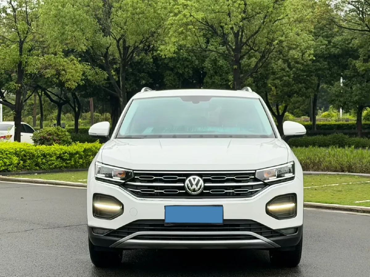 2021 Volkswagen Tayron 2.0T 186HP L4 7DCT,autocango,china used car exporter,china ev exporter,chinese used car exporter,chinese used ev exporter