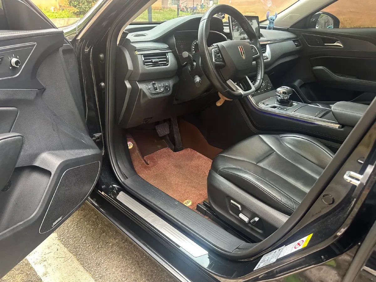 2022 HongQi H5 1.8T 197HP L4 6AT,autocango,china used car exporter,china ev exporter,chinese used car exporter,chinese used ev exporter