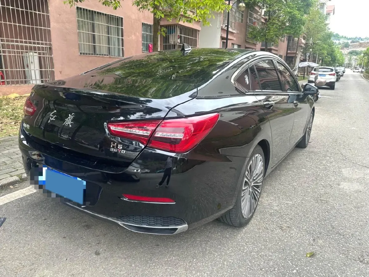 2022 HongQi H5 1.8T 197HP L4 6AT,autocango,china used car exporter,china ev exporter,chinese used car exporter,chinese used ev exporter