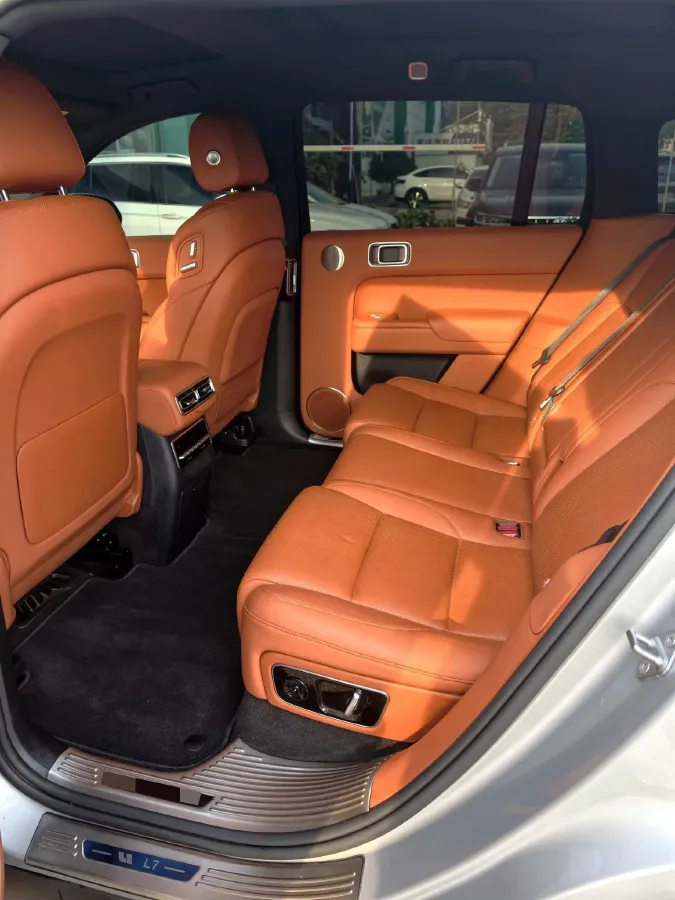 2023 Li L7 Range Extended 154HP REEV 40.9KWH,autocango,china used car exporter,china ev exporter,chinese used car exporter,chinese used ev exporter