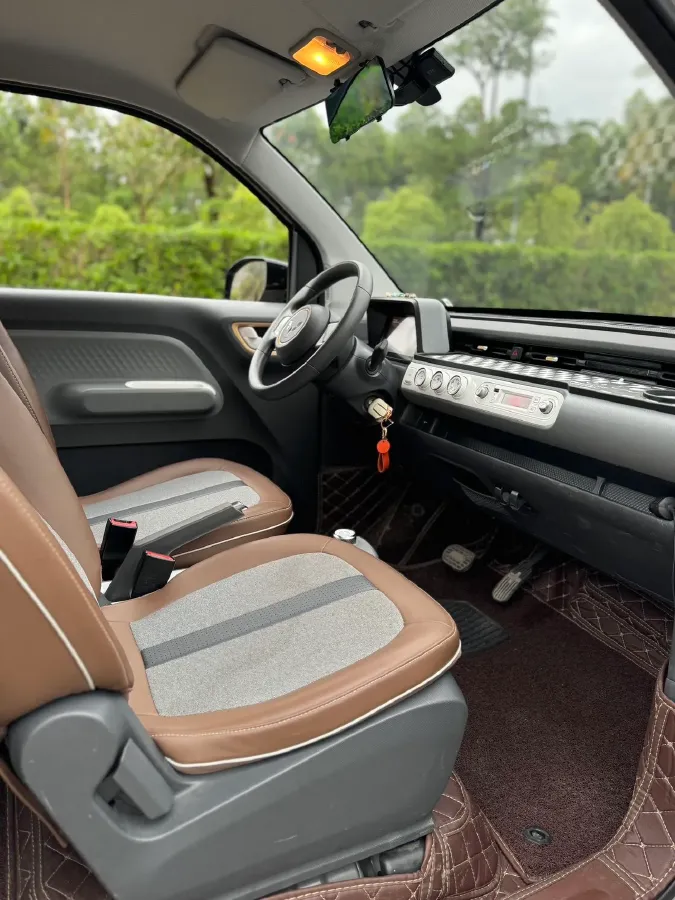 2022 WuLing HongGuang MINI EV BEV 17.3KWH,autocango,china used car exporter,china ev exporter,chinese used car exporter,chinese used ev exporter