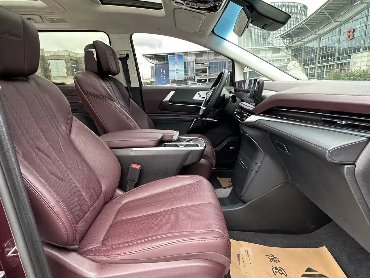 2023 Buick Century 2.0T 237HP L4 9AT,autocango,china used car exporter,china ev exporter,chinese used car exporter,chinese used ev exporter
