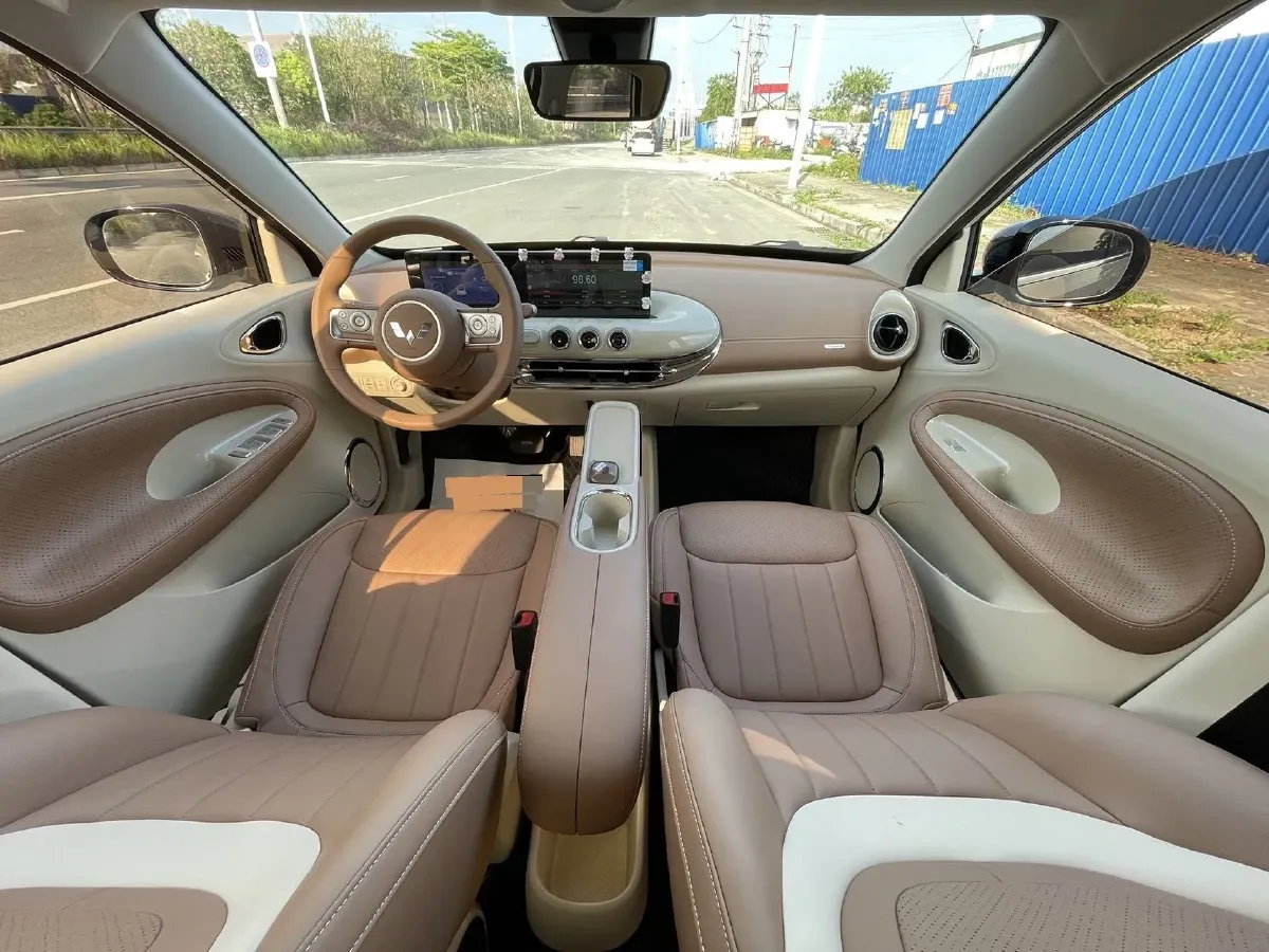 2025 WuLing BinGuo BEV,autocango,china used car exporter,china ev exporter,chinese used car exporter,chinese used ev exporter